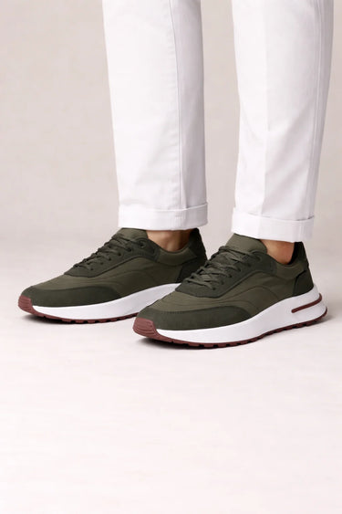 Herren Sneaker mit markanter Sohle 2