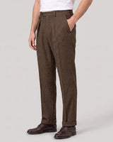 Klassische Herren-Stoffhose mit Fischgrätmuster 1